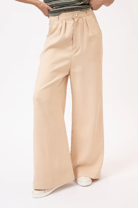 Belbes Flared Pants Cream